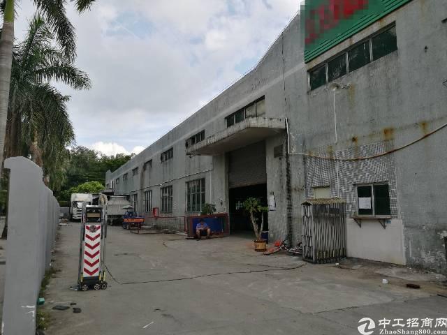 公明塘尾独院钢构2200平米带阁楼办公室