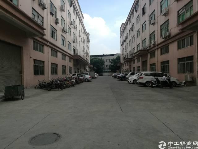 光明新区公明街道龙大高速出口附近