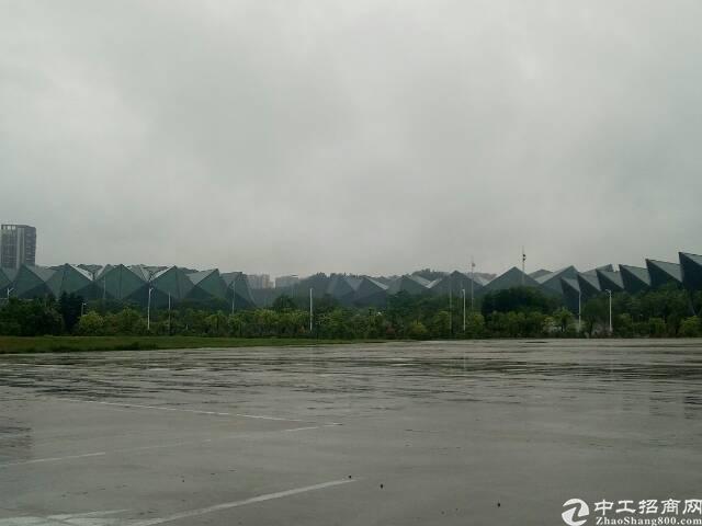 【深圳土地出租】水泥地面空地五万出租