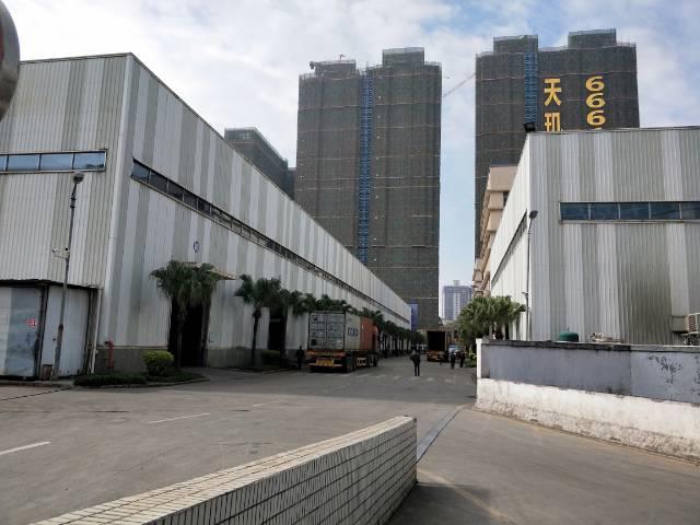 【龙华厂房出租】龙华新出楼上带精装修厂房1