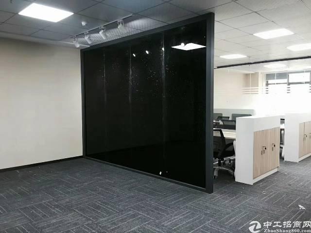 (出租)固戍地铁口.u+研发中心.精装修带家私.面积可组合