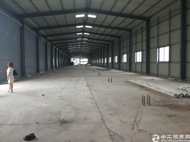 宝安机场附近单一层全新仓库钢钩12000平米大小可分租