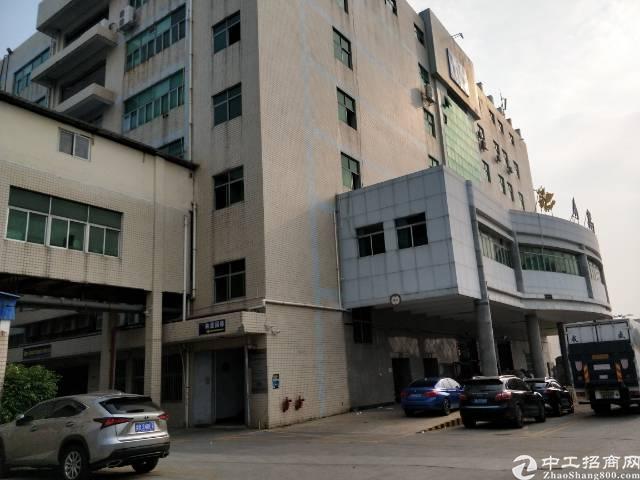 福永怀德机场货运区附近楼上整层2200平米带装修电商仓库出租
