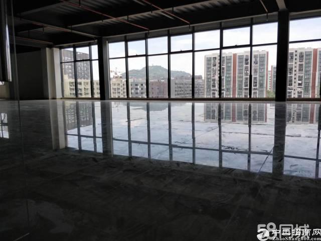 固戍地铁口全落地窗690平出租 使用率高