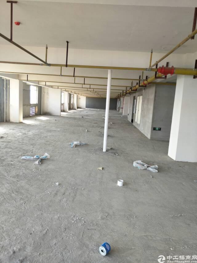武汉东西湖区总部基地办公楼