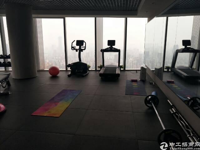 武汉江汉菱角湖地铁站精装办公空间