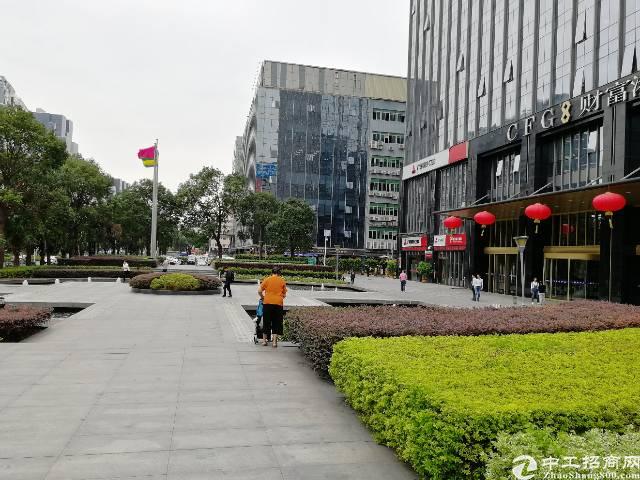 转租财富港大厦《坪洲地铁站300米》290平米带家私