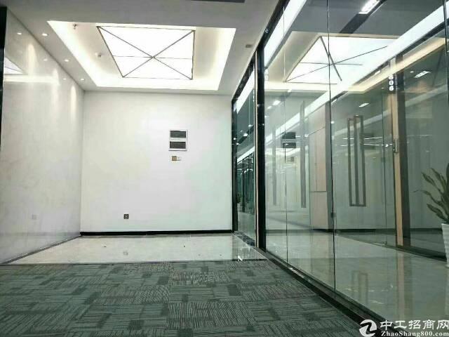 11号线(会展中心)地铁口,物业直租带精装158平