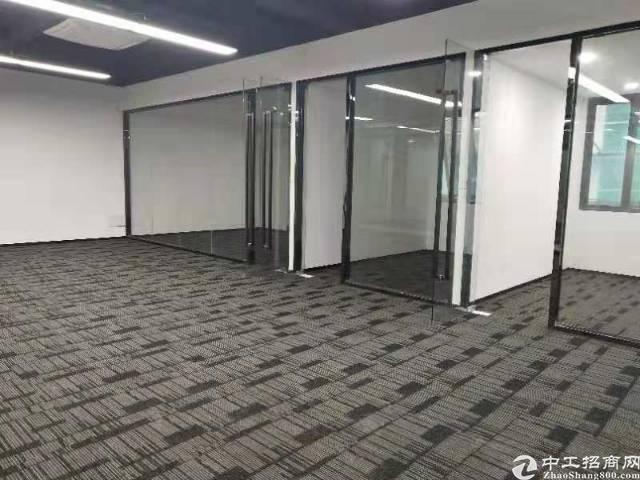 宝安中心区甲级写字楼火爆出租368平