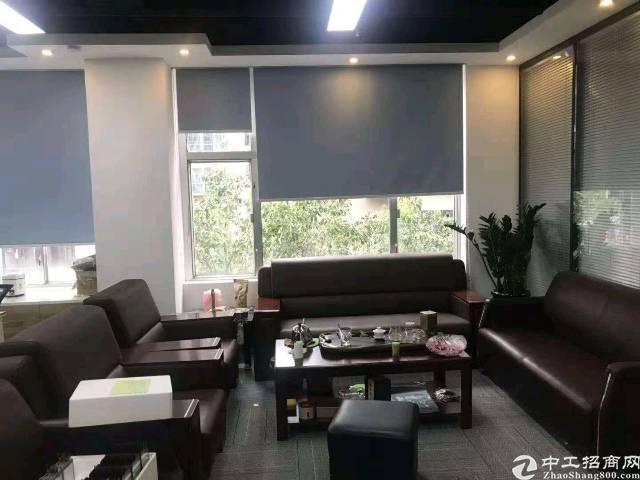 西乡地铁口150平精装出租