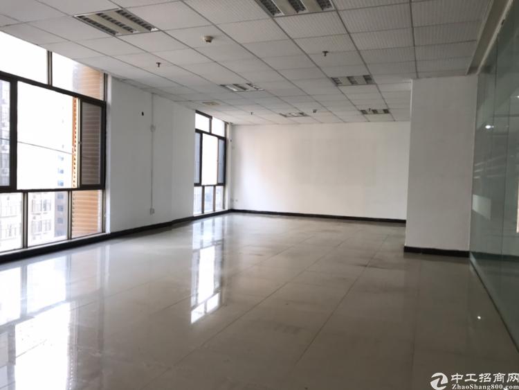 坪洲地铁口110平精装办公楼,65元全包