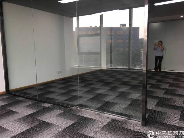 福永地铁站20米全新写字楼出租