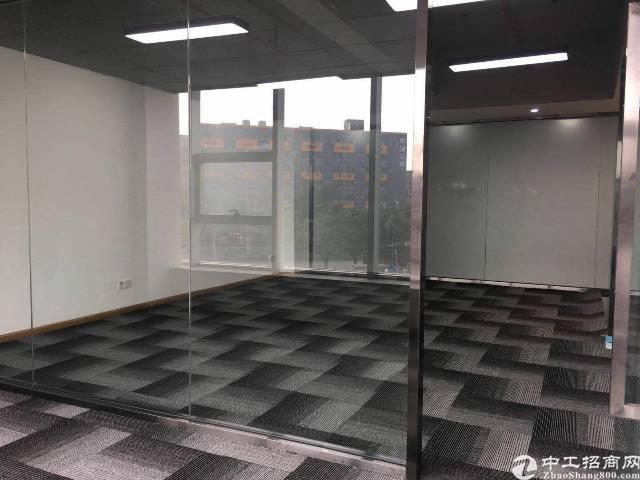 福永地铁站20米全新写字楼出租