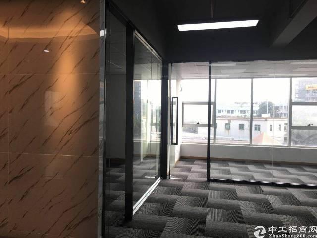 福永地铁站20米全新写字楼出租
