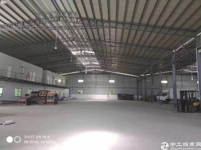 长安镇沙头3000平独院的一楼钢构厂房出租仓库出租大小分租