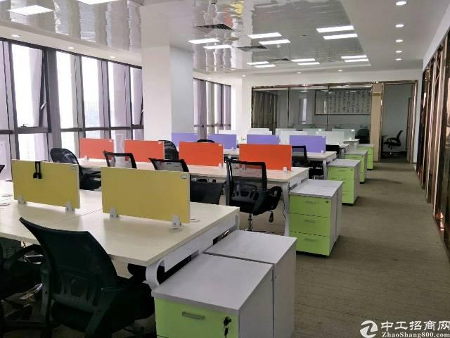 龙岗正中时代广场338平带家私办公室