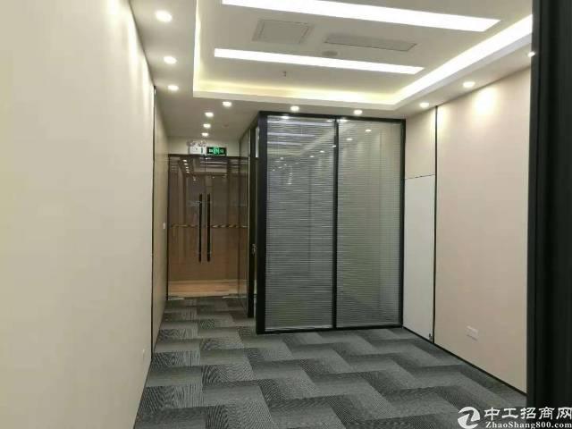 宝中卓越,86平,2+1格局