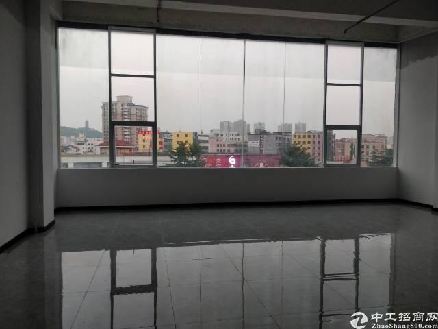 光明新区公明镇中心商业街