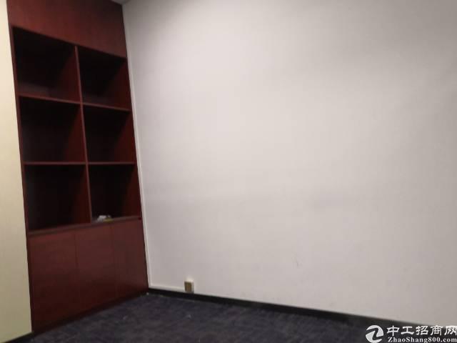西乡地铁站明月花都350平写字楼物业直租