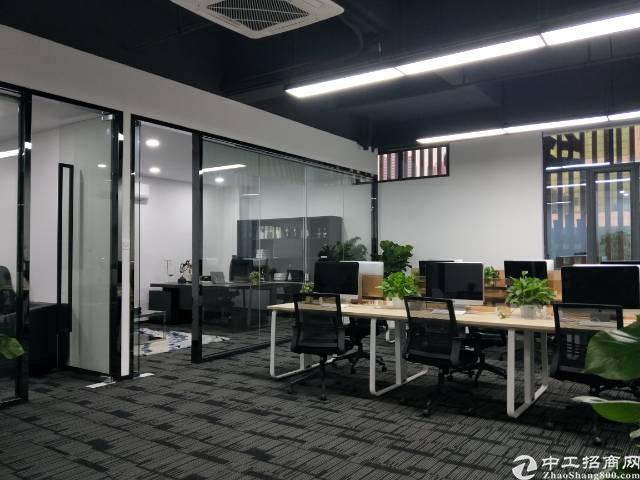 西乡地铁口2+1格局精装写字楼167平出租