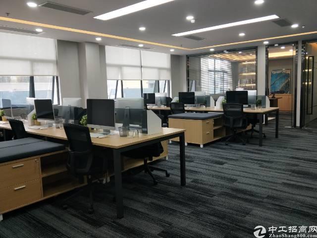 西乡沿江高速路口500平精装写字楼带家私3+1隔局招租