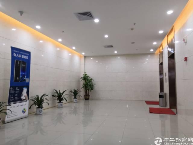 西乡地铁站明月花都350平写字楼物业直租