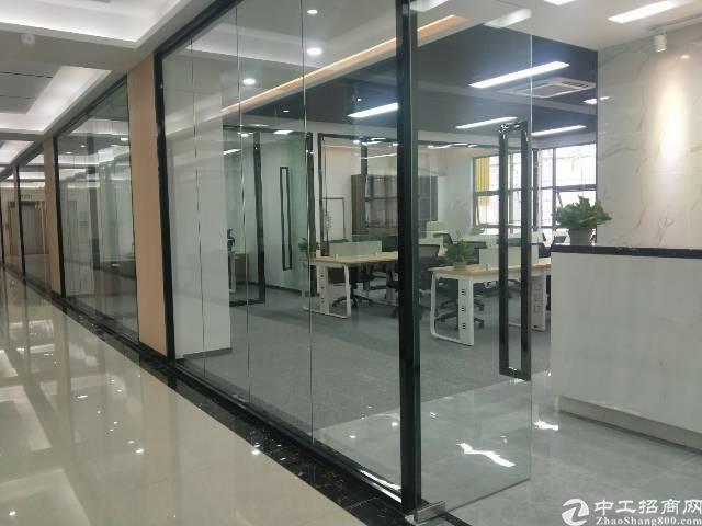 西乡固戍地铁口3+1精装写字楼247平出租