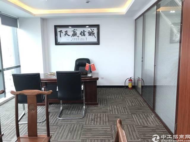 深圳龙华清湖地铁口豪华写字楼出租