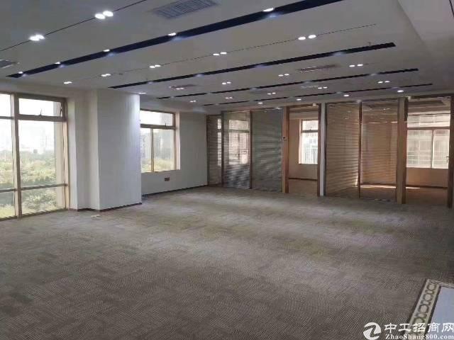 龙岗中心城新出精装修写字楼398㎡出租