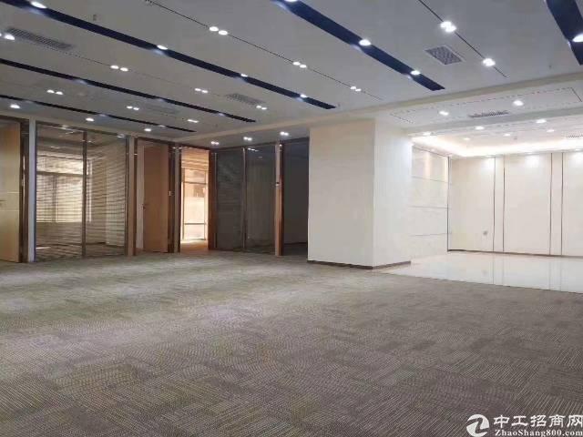 龙岗中心城新出精装修写字楼398㎡出租