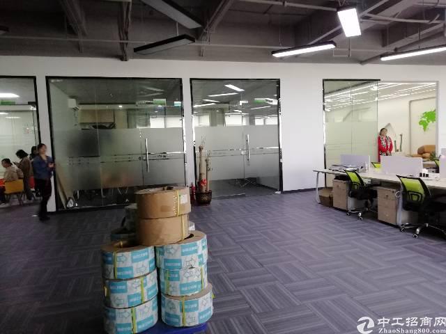 西乡11号线高端成熟园区楼上精装850平米7+1出租