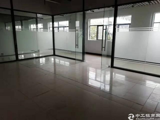 公明玉律白菜价精装修写字楼只租22块每平
