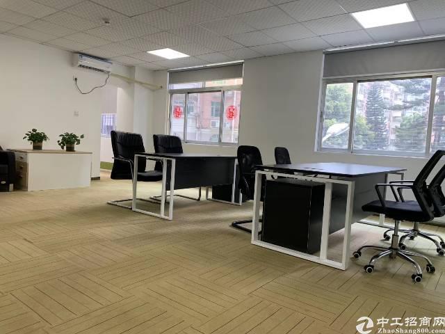 西乡地铁口豪华装修100平左右