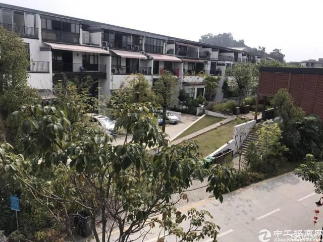 黄埔渔珠稀有独栋别墅、1000平带豪华装修及阳台