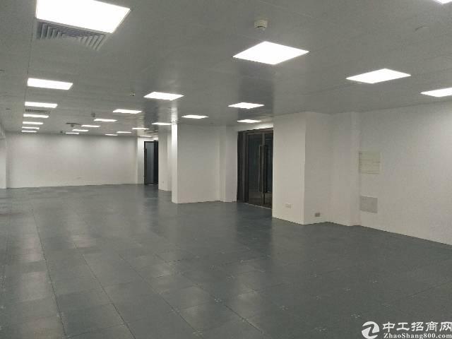花都甲级写字楼出租80-3000平方,出门就是地铁口,