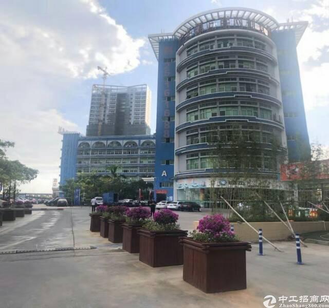 广兴源互联网基地带装修150平招租