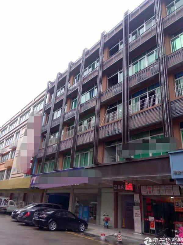 建设北路精装修周边吃住繁多人口密集停车位充足,