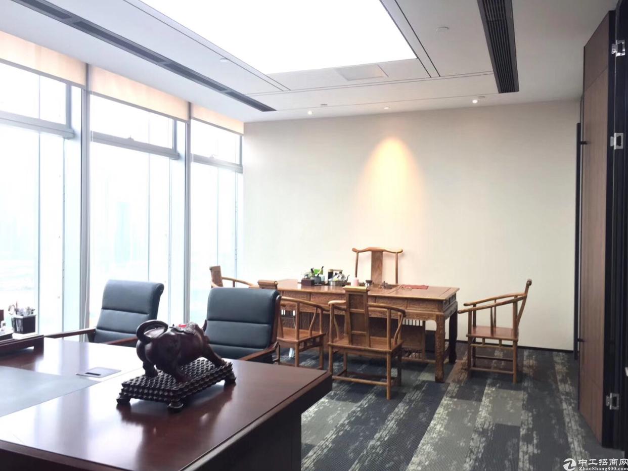 宝安中心区卓越时代广场657平出租