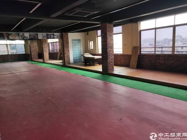 花都广场地铁口精装修入住即可营业