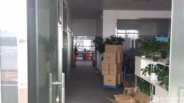 适合办公,电商,交通便利,价格优惠,园区内环境好