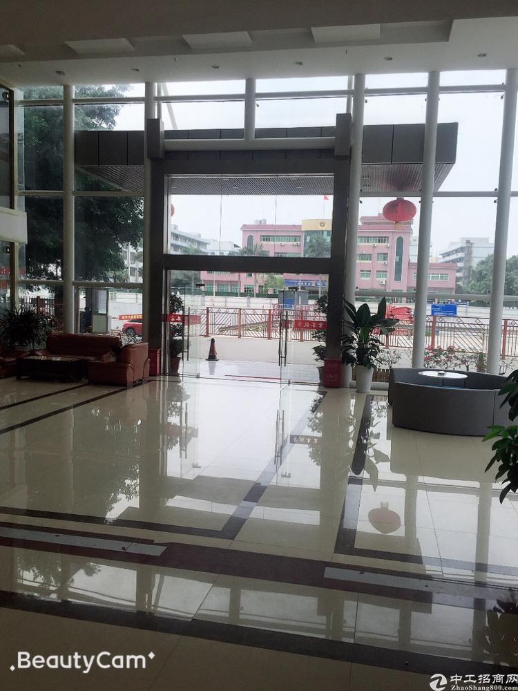 观澜福民/地铁口物业/精装修/带隔间小面积写字楼出租