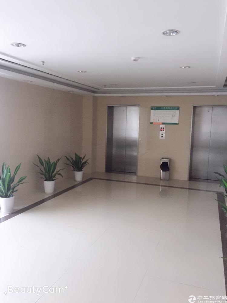观澜福民/地铁口物业/精装修/带隔间小面积写字楼出租