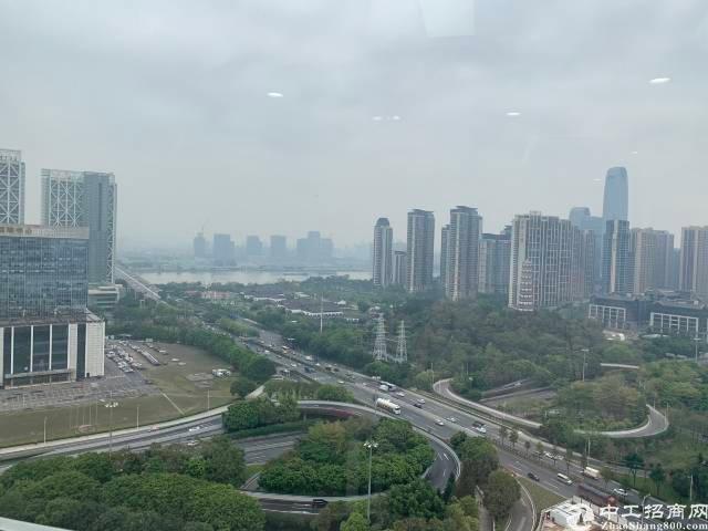 广州天河区琶洲地铁口高层精装修办公室出租