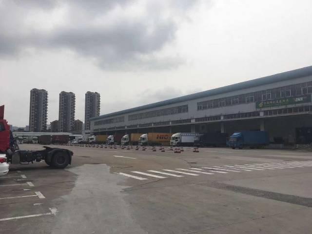 深圳龙华物流仓库1-3层共10000平带喷淋带卸货平台可分租