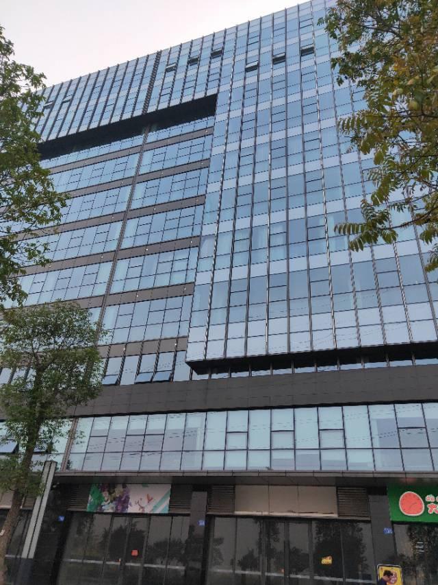 花都区高档写字楼精装修120平方写字楼招租