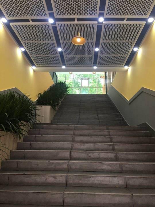 龙华近地铁口商务休闲办公室出租