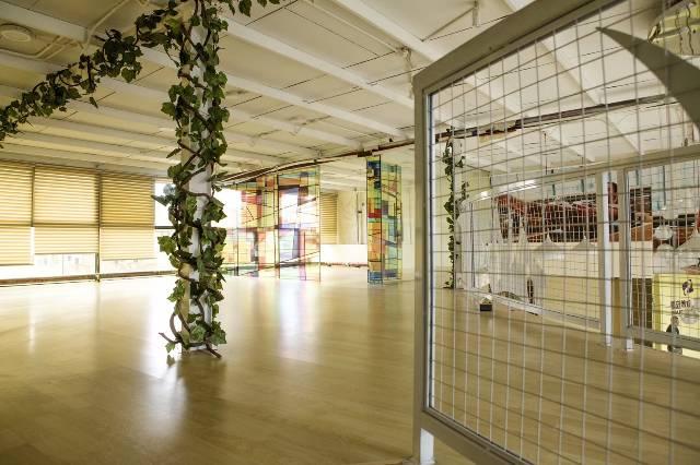 马鞍山地铁口精装修带家具260平方写字楼招租