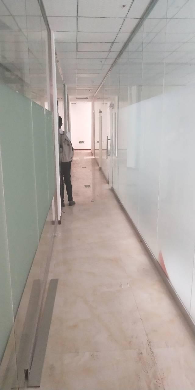 广州天河区长湴地铁口超高使用面积办公室招租
