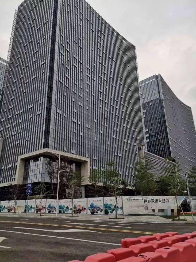 广州市黄埔科学城标准甲级写字楼高速出口400米大小可分租