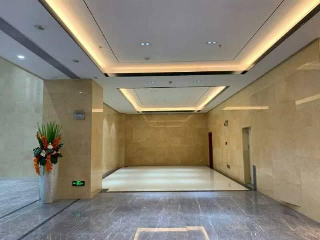 地铁口附近精装修带红本210平方写字楼招租